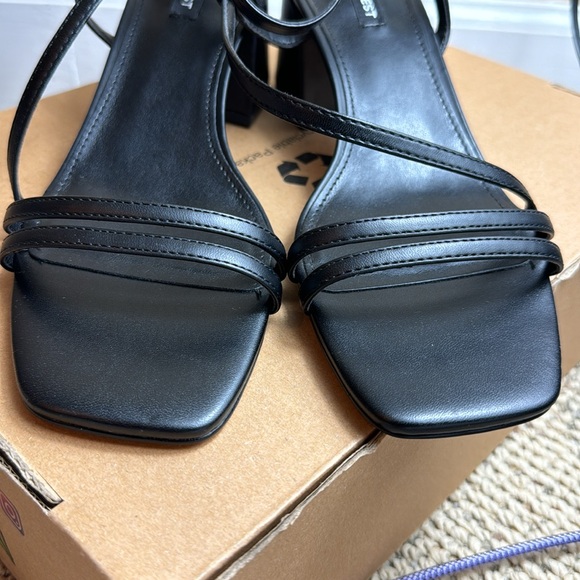 NWOT - Nine West Womens Georga Heeled Sandal, Black 001, Size 11M - 😍🖤 - Picture 5 of 17